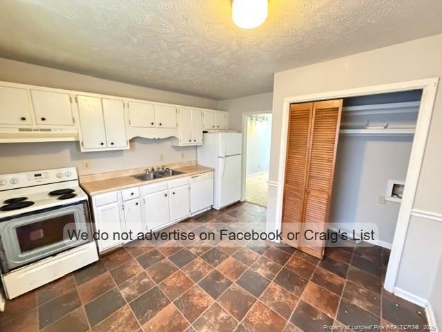 Photo - 6432 Applecross Ave