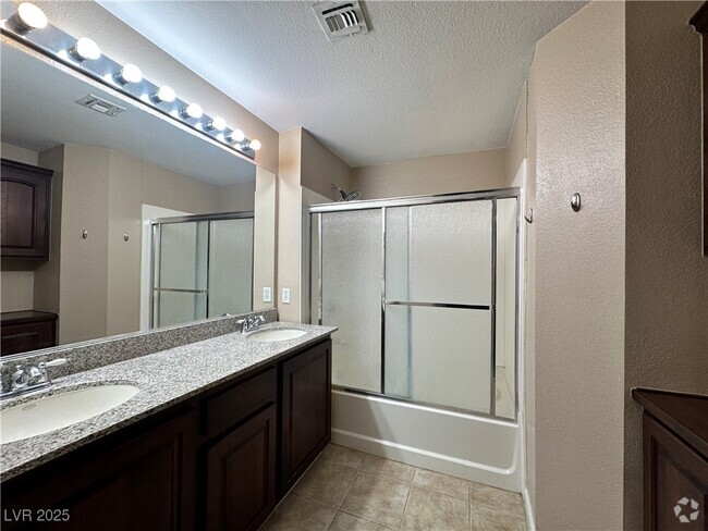 Building Photo - 19 E Agate Ave Unit 305 Rental