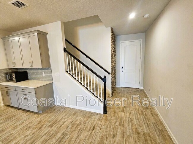 Photo - 19403 Blue Pond Dr