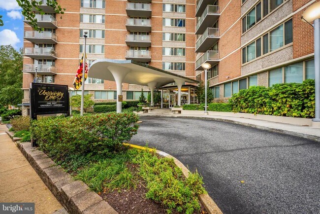 Photo - 1 E University Pkwy Unit 502