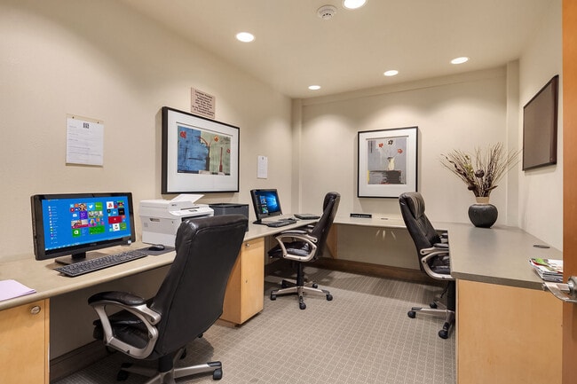 Photo - 1545 NW 57th St Unidad Ballard Place  428