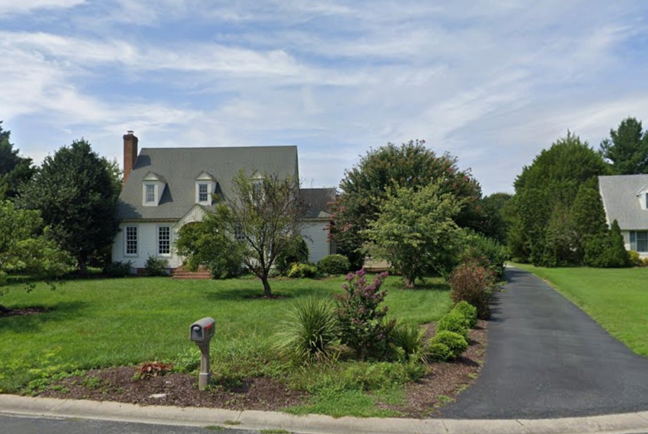 Photo - 6050 Gloucester Ct