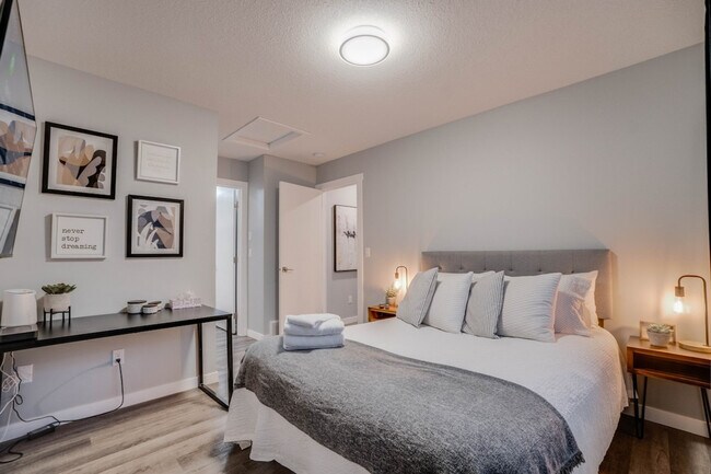 Photo - 11147 96 Street-SI FL3-ID1564616P Unit SI FL3-ID1564616P