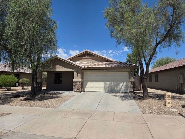 Goodyear 3 Bedroom / 2 Bath with RV Gate! - Goodyear 3 Bedroom / 2 Bath with RV Gate! House