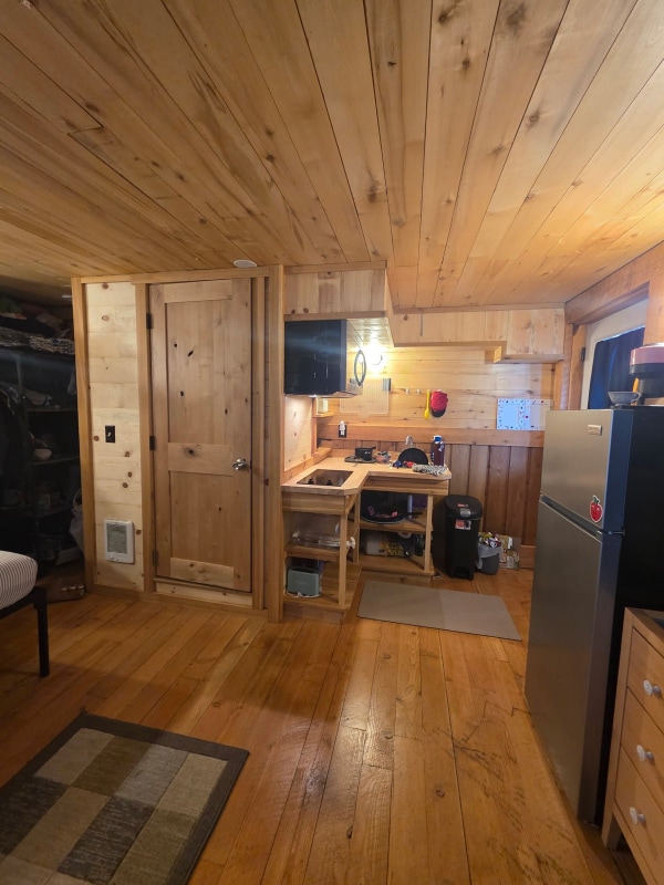 Photo - 1301 S Church Ave Unidad South Center Up