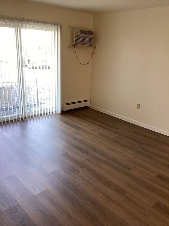 Brush Apartment