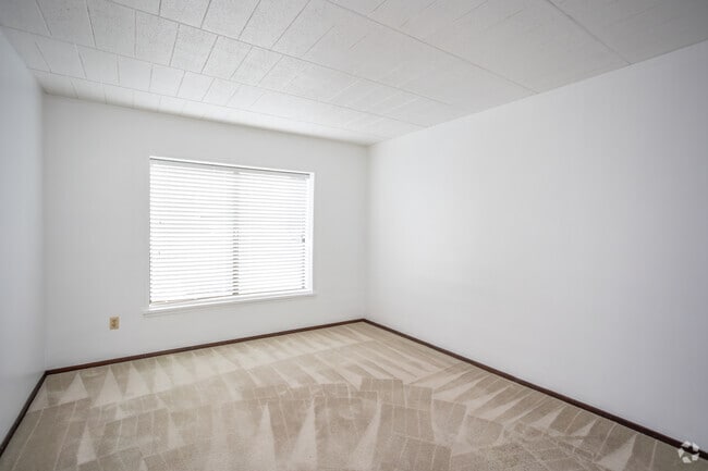 1BR, 1BA - Bedroom
