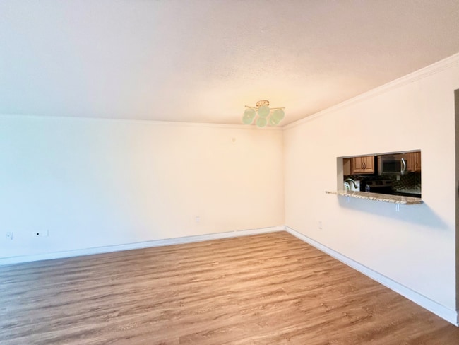 Photo - 2870 Pharr Ct S Northwest Unit 907