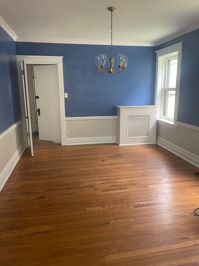 Photo - 5244 Bancroft Ave