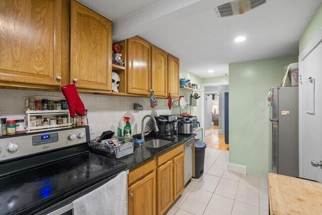 Photo - 56 Park Vale Ave Unit 12