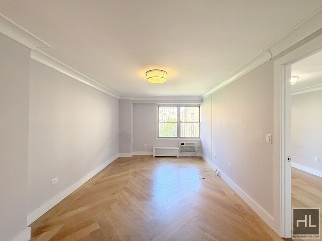 1 bed 1 bath /Laundry in Unit - WEST 93 STREET