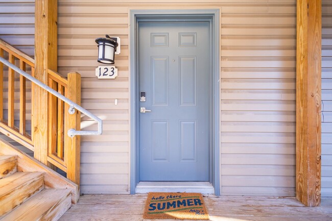 Photo - 414 Delaware Ave