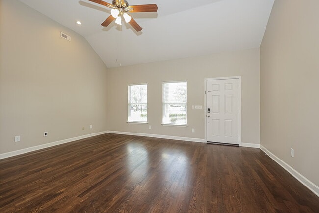 Photo - 111 Parrish St