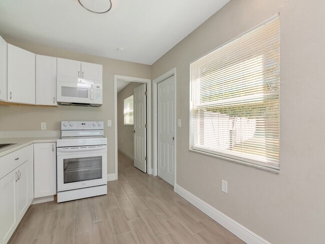 Photo - Voucher Ready! Newly Renovated 3-Bedroom, 2-Bath Duplex in Prime Bradenton Location!