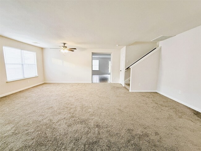 Photo - 431 Mantova Dr