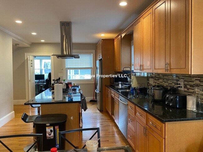 Photo - 201 College Ave Unit 1