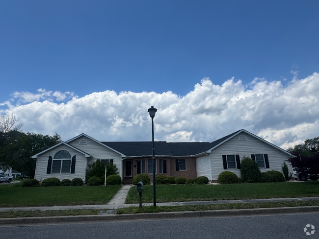 Building Photo - 970 Shank Rd Rental