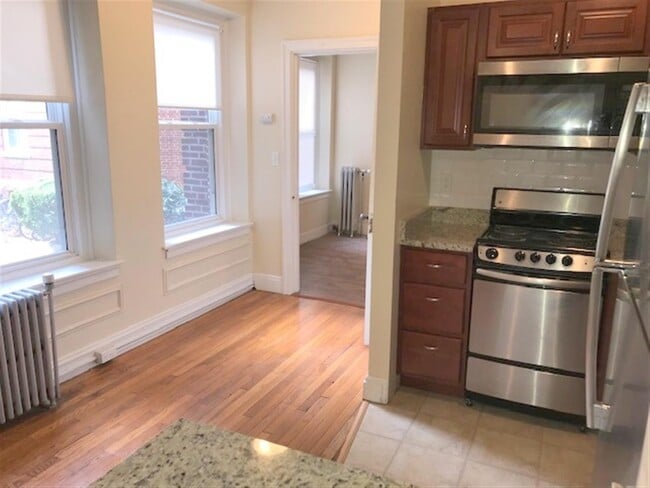 Photo - 3 Craigie Cir Unit 3