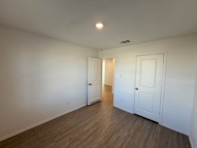 10622 Erinita Way