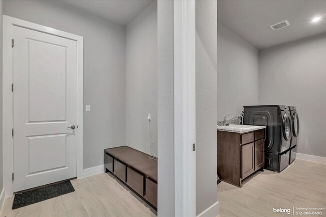 Photo - 318 Prairie Clover Dr