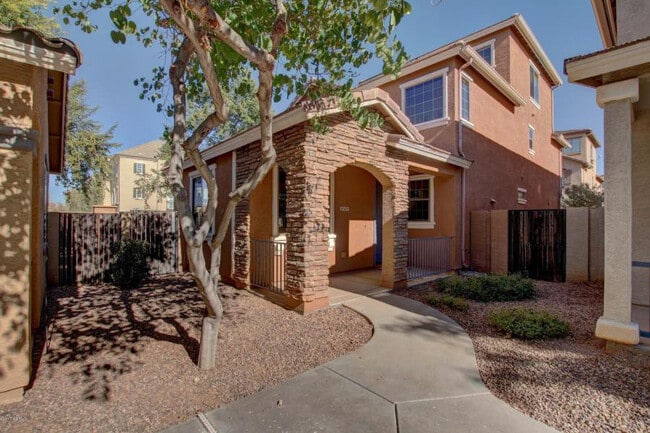 Building Photo - 1674 E Joseph Way