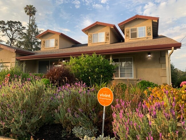 Building Photo - 4460 Stanford Ave Unit in- law