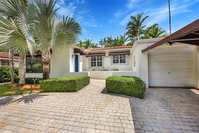 Photo - 2312 SW 25th Ter