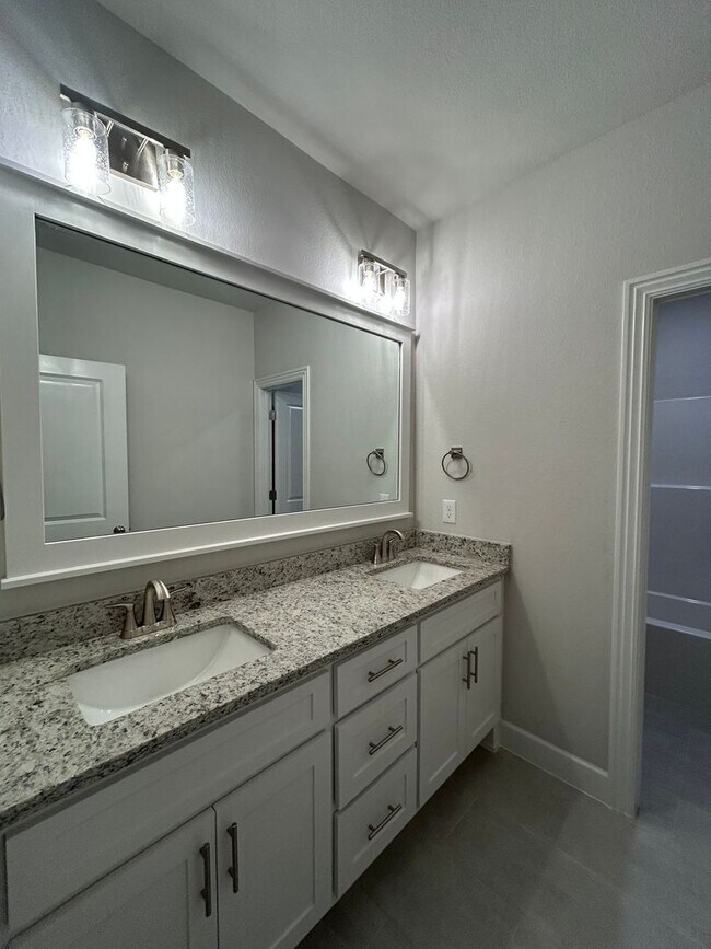 Photo - Beautiful Modern Home in Pea Ridge!