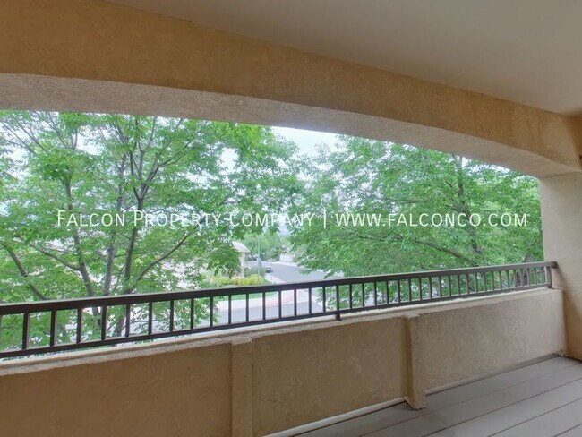 Photo - Fabulous Townhome in Iron Horse Villas! - ...