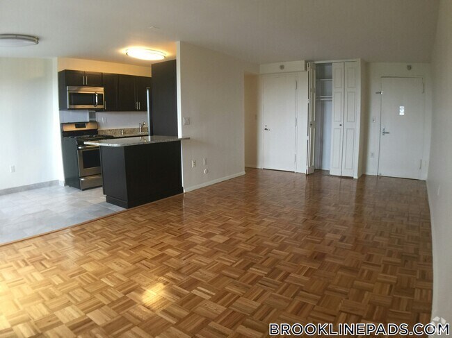 Building Photo - 175 Freeman St. Unit 819 Rental