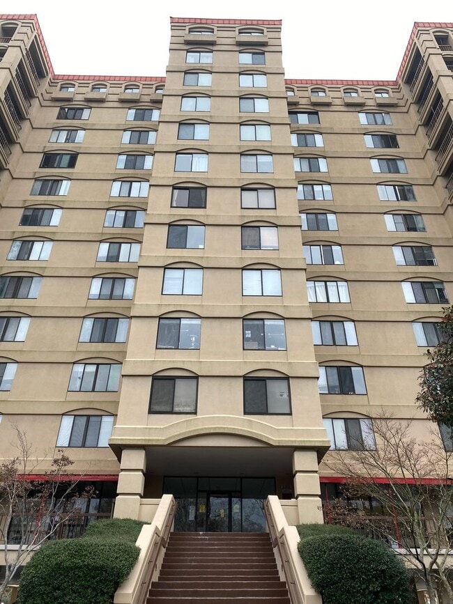 Building Photo - 2 Bedroom 2 Bathroom Unit 1600 Park Circle 1018 Rental