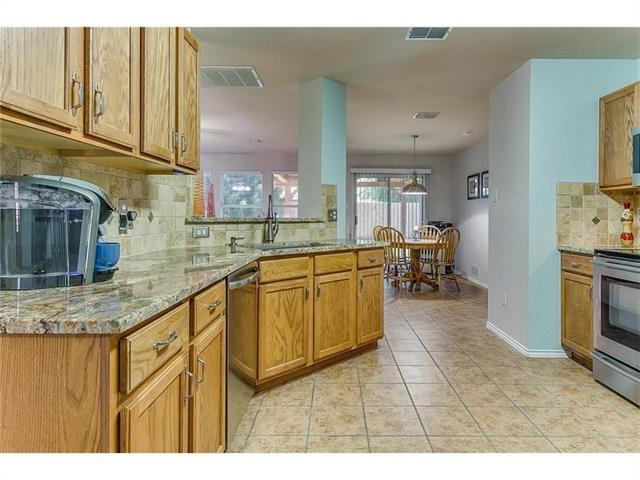 Photo - 2821 Briargrove Ln