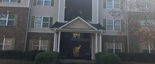 Building Photo - 6302 Fairington Village Dr Rental