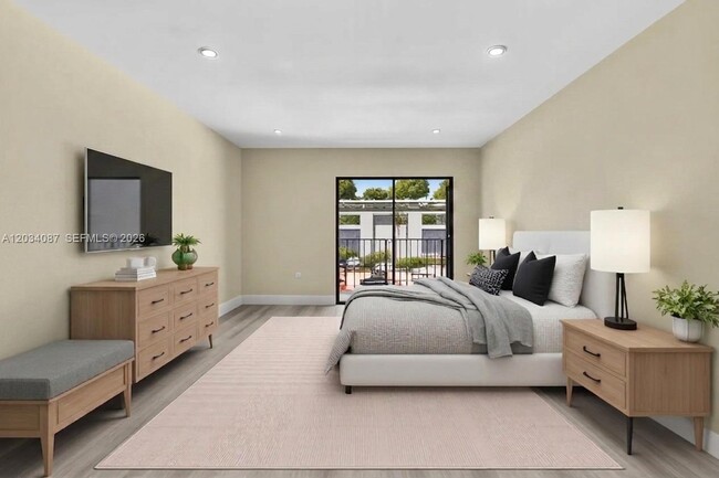 Building Photo - 9124 Collins Ave Unit 304