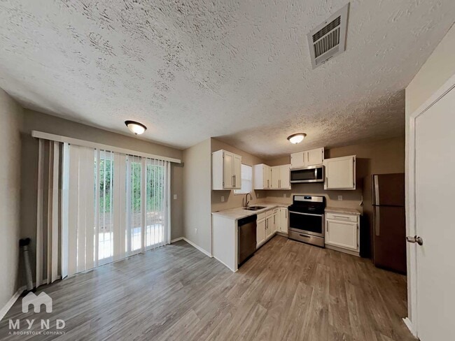 Photo - 5531 Downs Way