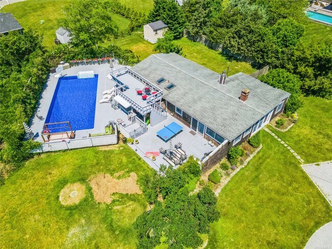 Photo - 9 Tanners Neck Ln