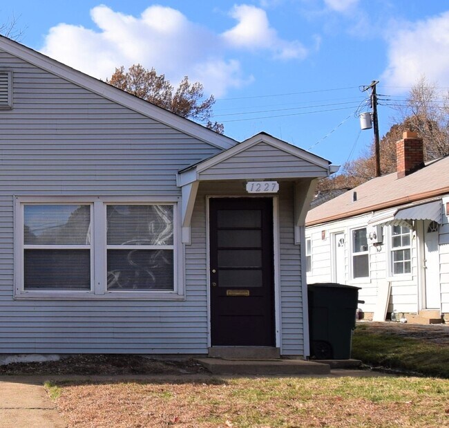 Photo - 1227 Louisville ave