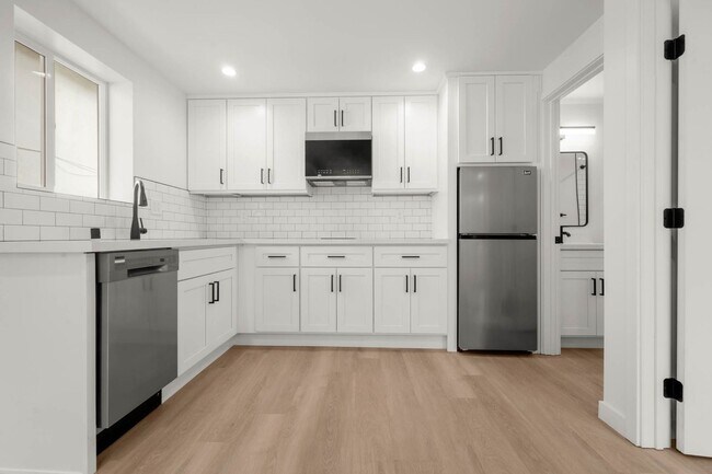 Photo - 4012 S Hillcrest Dr