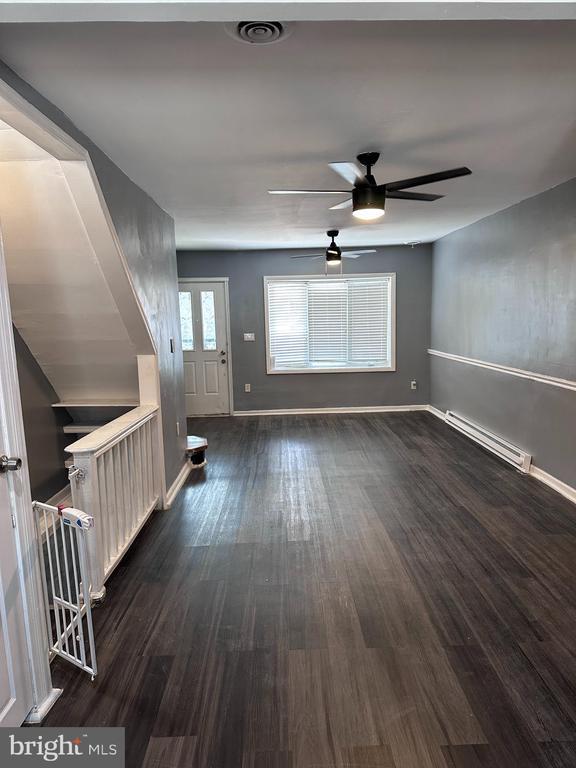 Photo - 4731 Meridian St