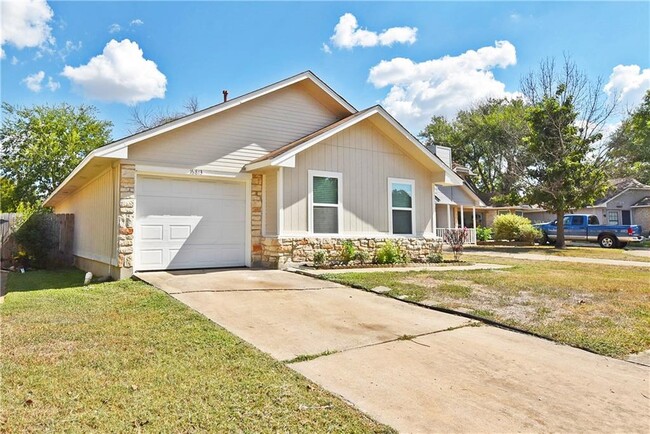 Building Photo - 16813 Whitebrush Loop Rental