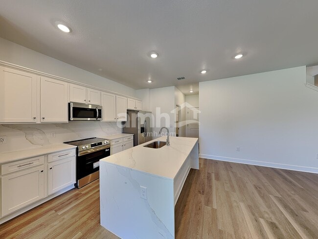Photo - 16458 Cheyanne Ct