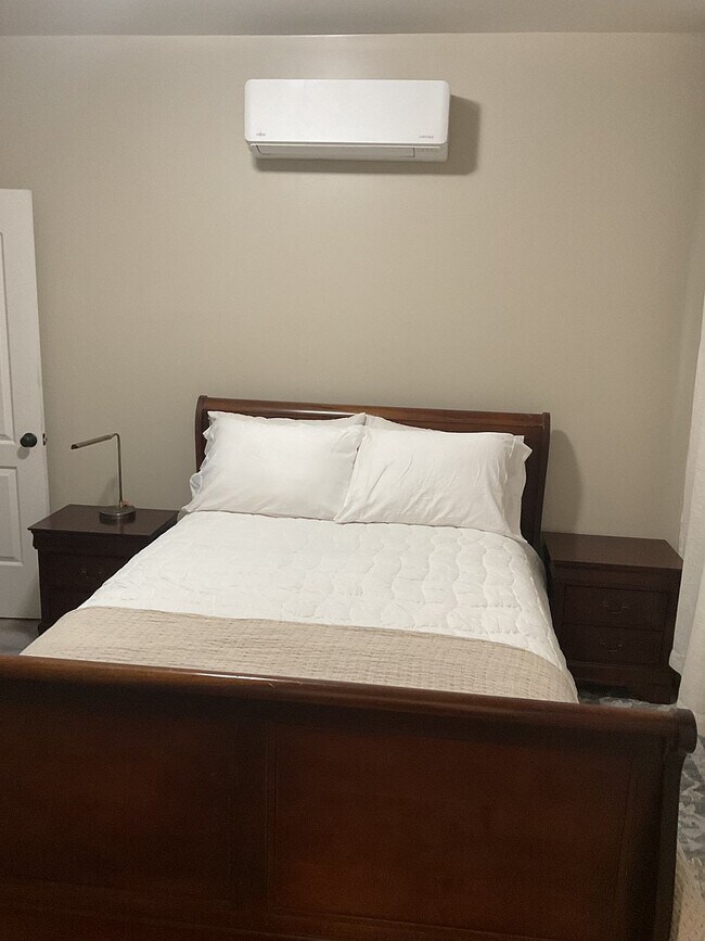 Photo - 437 Indiana St