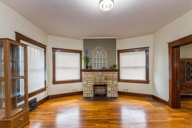 Photo - Charming Home - Close to Fort Riley