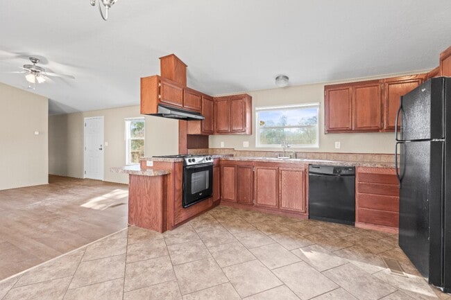 Photo - 15705 Country Way