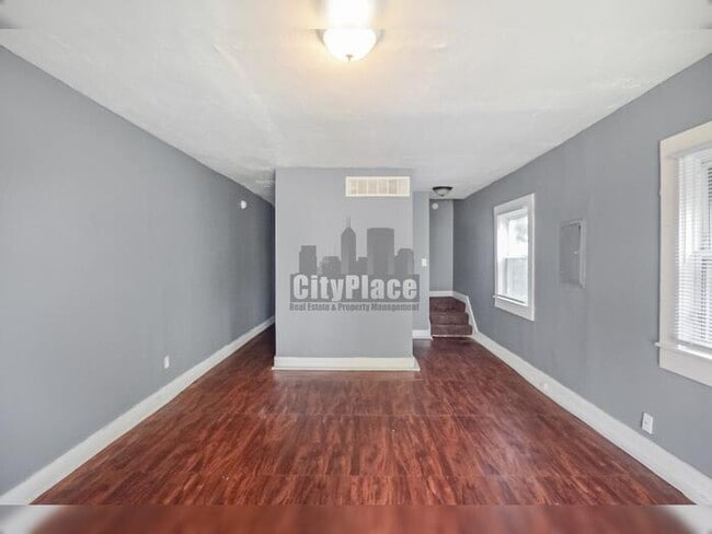 Photo - 2516 Columbia Ave