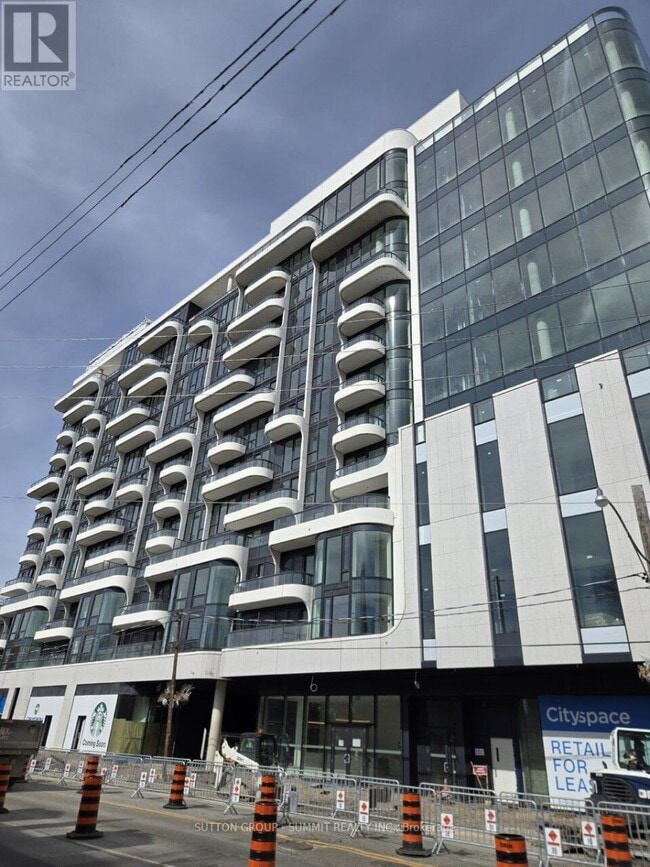 Photo - 322 Dupont St Unit 410