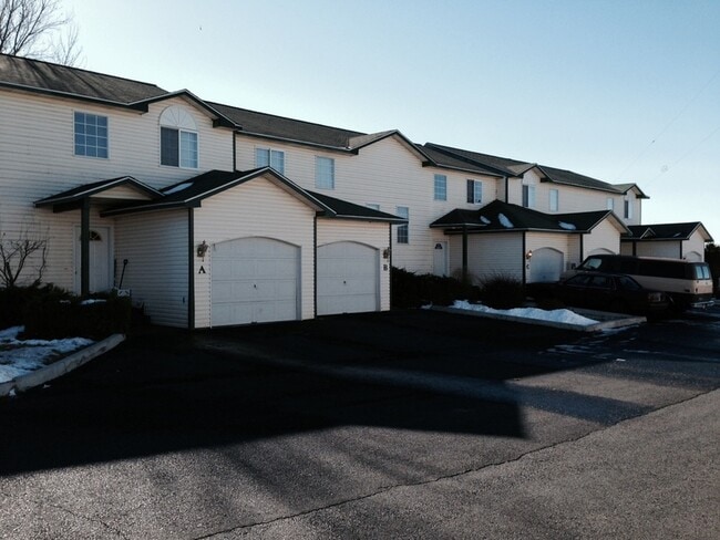 Photo - 1330 D S Skyline Dr