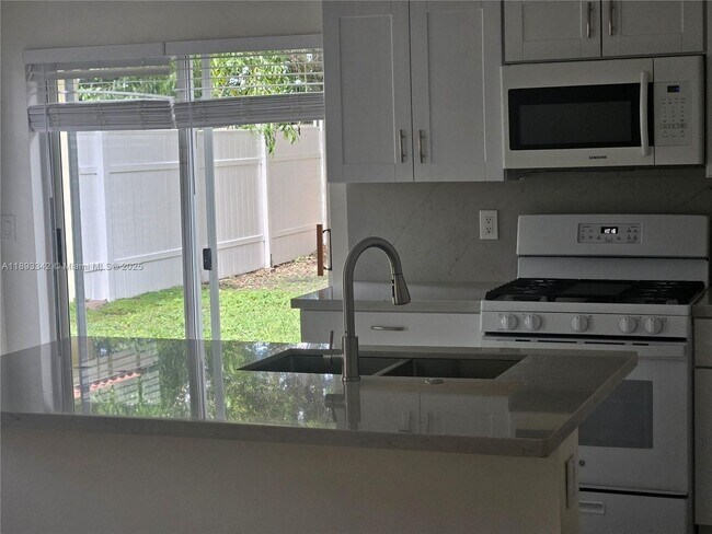 Photo - 32 Gables Blvd