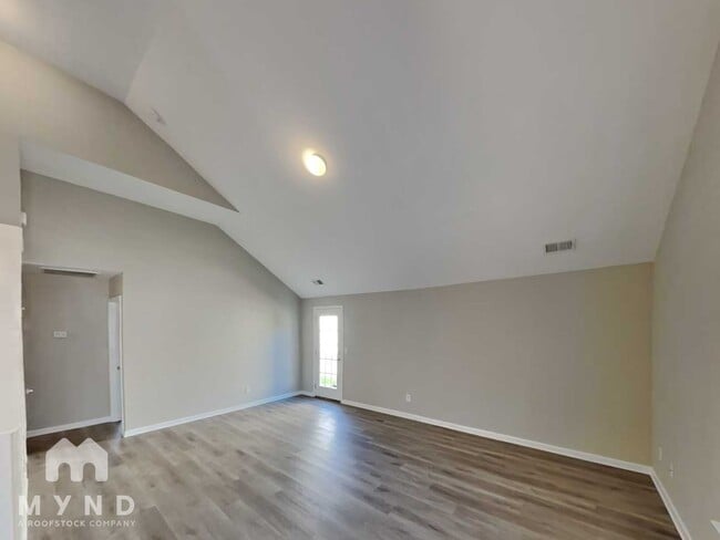 Photo - 2016 Culloden Dr