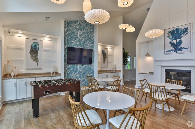 Casa club - The Vista Apartments & Townhomes